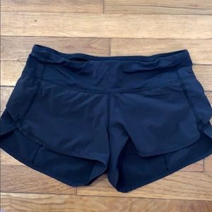 lululemon black speed short size 4